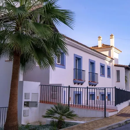 Apartment Stylish 3-bedroom In The Exclusive Paraiso Pueblo Estepona