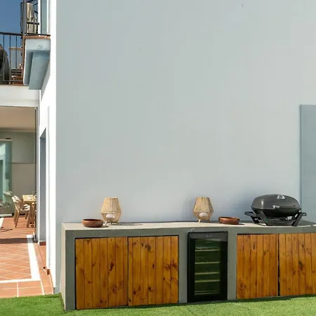 Διαμέρισμα Stylish 3-bedroom In The Exclusive Paraiso Pueblo