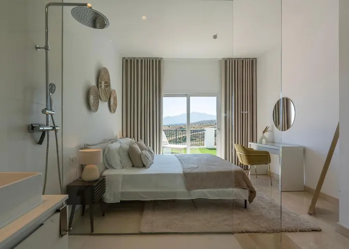 Stylish 3-bedroom In The Exclusive Paraiso Pueblo