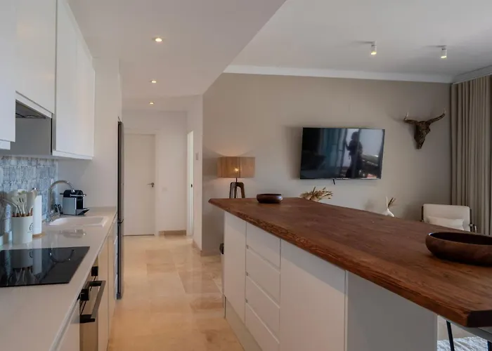 Stylish 3-bedroom In The Exclusive Paraiso Pueblo Estepona