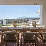 Stylish 3-bedroom In The Exclusive Paraiso Pueblo Apartamento
