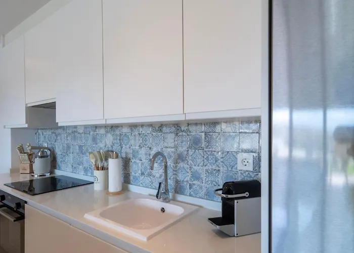 Stylish 3-bedroom In The Exclusive Paraiso Pueblo Apartamento Estepona